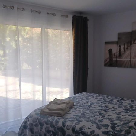 Agreable T2 Pres Des Plages Avec Parking Arcangues Dış mekan fotoğraf